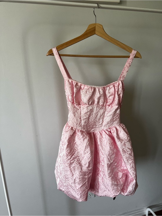 Dresses & Skirts - Pink Textured Bubble Hem Mini Dress